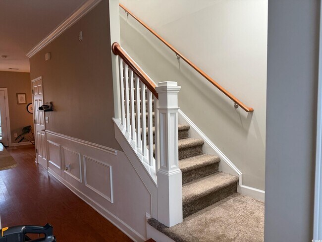 Building Photo - 926 Price Ln
