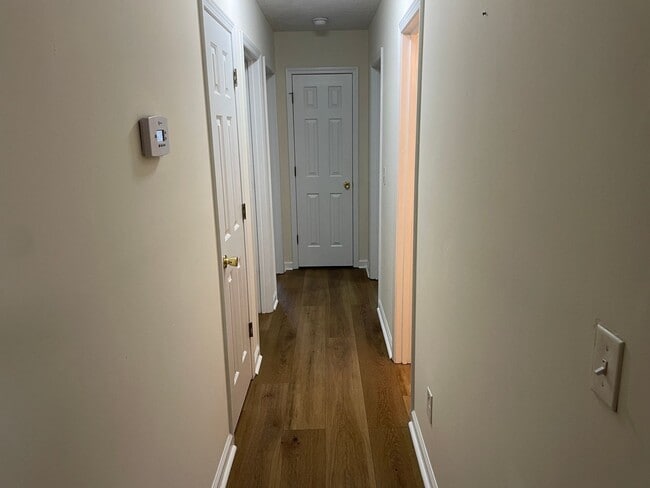 Building Photo - Masonboro Loop Rd | 3 Bedroom, 2 Bath