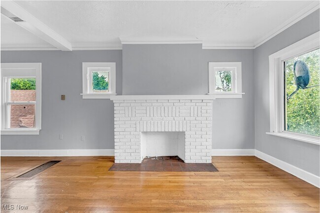Building Photo - 13605 Othello Ave