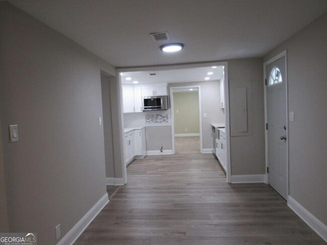 Building Photo - 112 Judy Ave