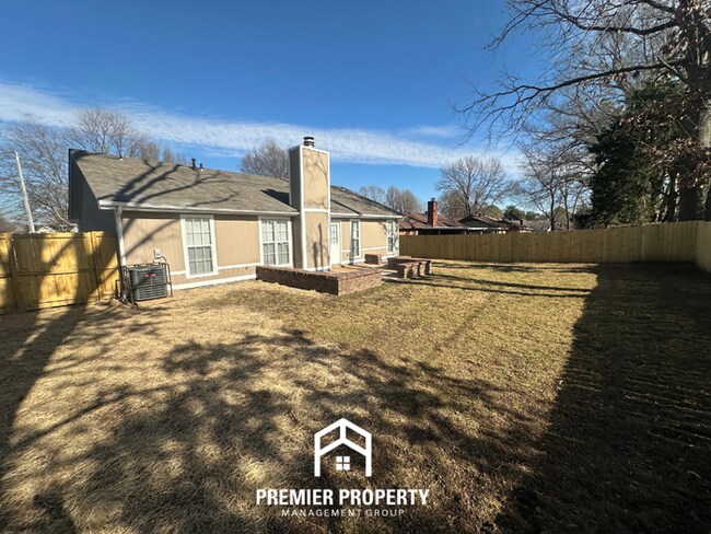 Building Photo - 6577 Beaverlodge Dr