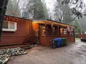 Building Photo - Magalia Home for rent, 1 car garage, 2 bed...