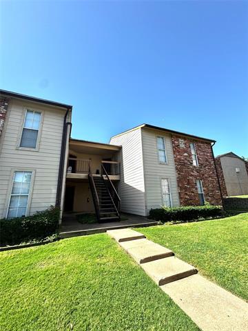 Building Photo - 12484 Abrams Rd