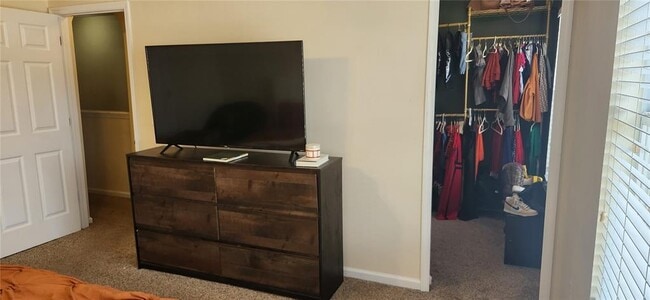 Building Photo - 16229 Old Ash Loop