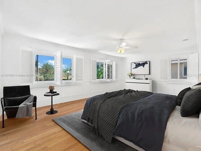 Building Photo - 15945 NW 82nd Ct