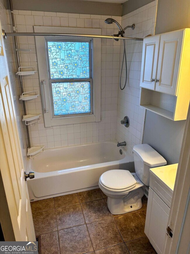 Building Photo - 1895 Francis Ave NW