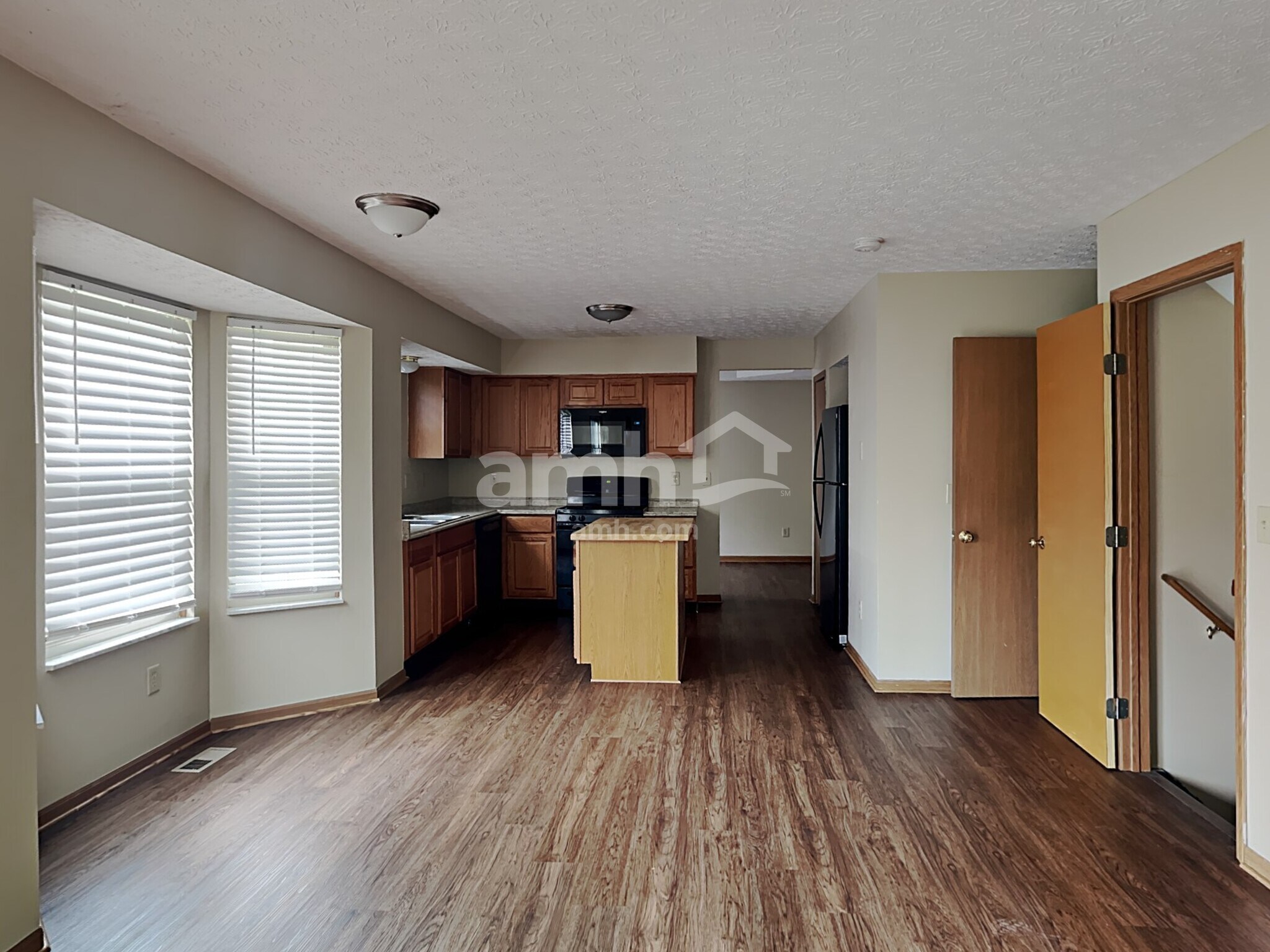 Building Photo - 6647 Hilmar Dr