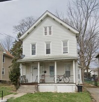 Building Photo - 135 W Main St