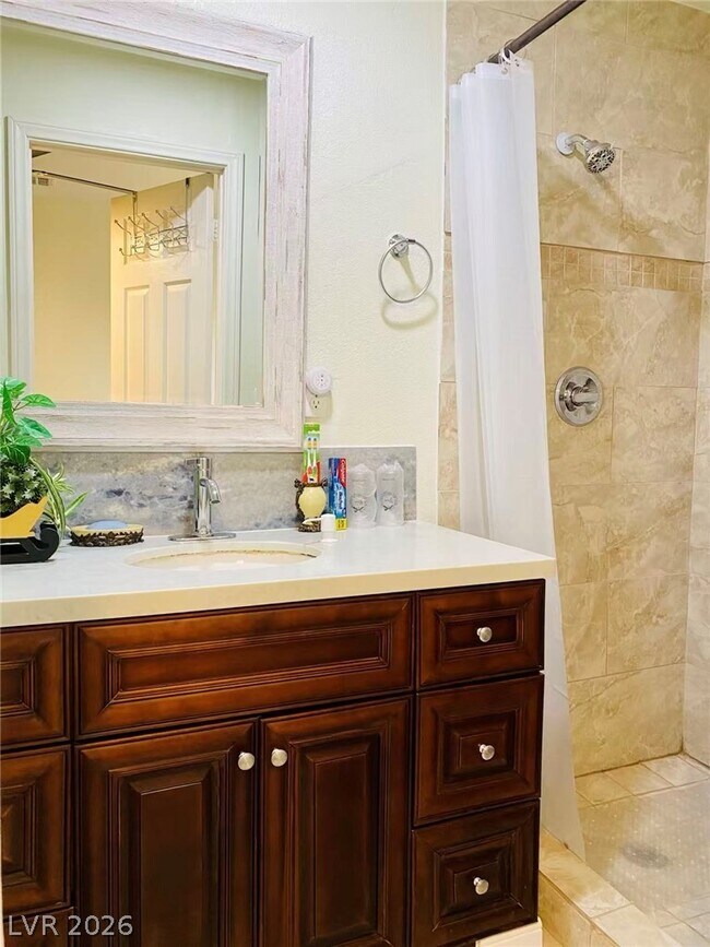 Building Photo - 6576 Moonshadow Cir
