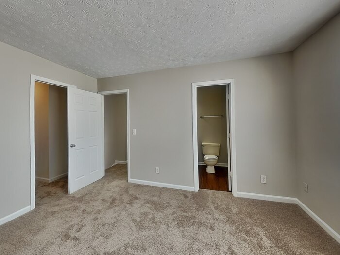 Building Photo - 10129 Arapahoe Dr