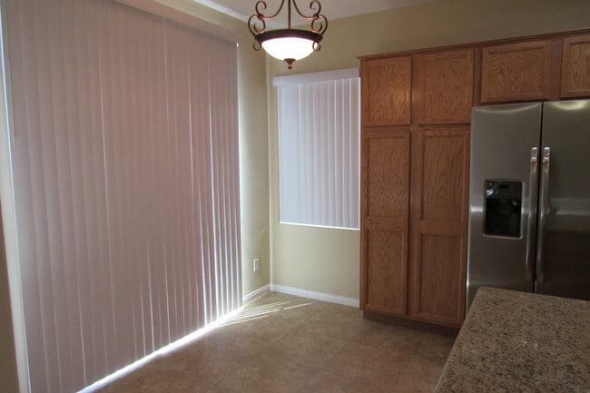 Building Photo - COMING SOON-BEAUTIFUL 2 STORY HOME LOCATED IN HENDERSON WITH STRIP AND MOUNTAIN VIEWS!