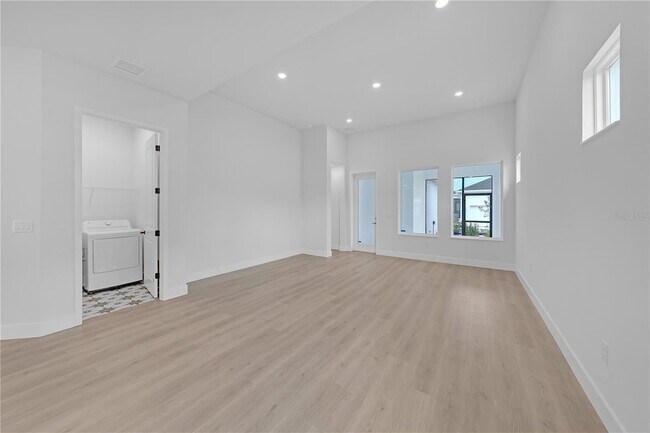 Building Photo - 7267 Kodiak Ln