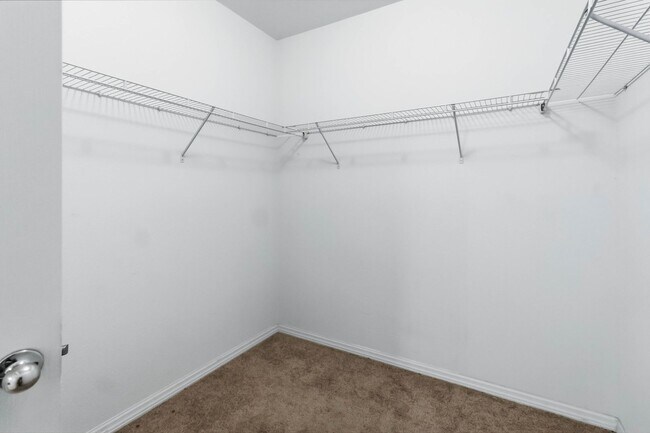 Building Photo - 2318 Sequoia Way