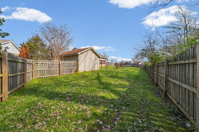 Building Photo - 2701 E Copeland Ct