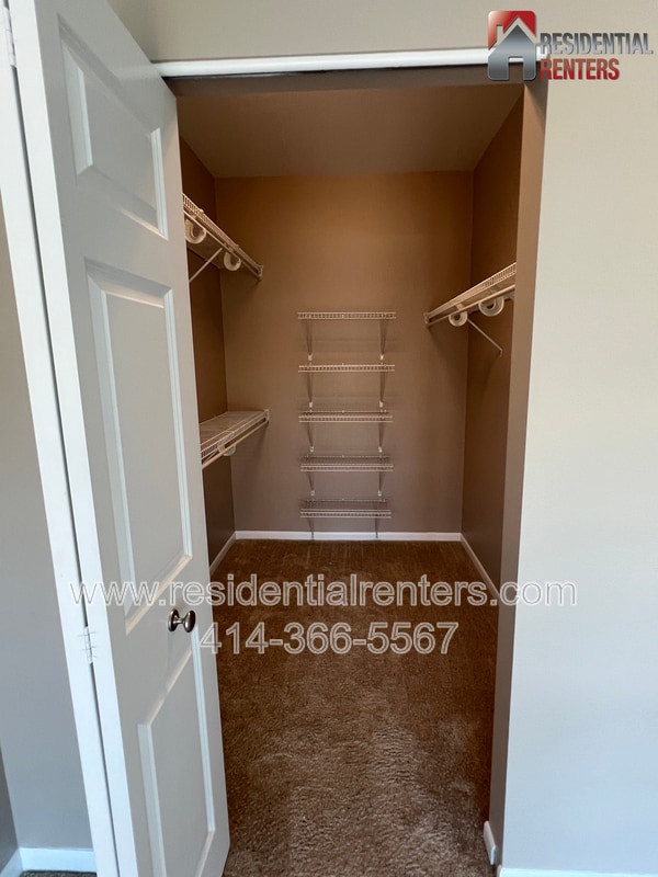 Building Photo - 2130 N Commerce St