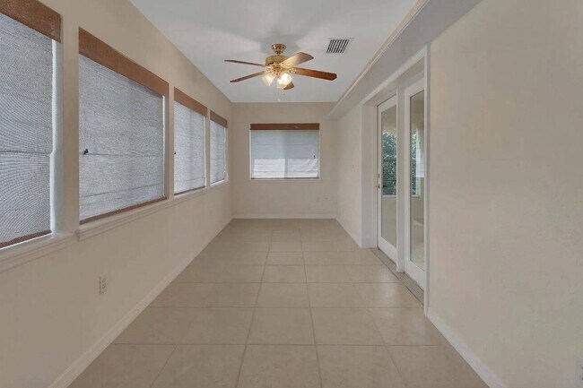 Building Photo - 748 Old Treeline Trail
