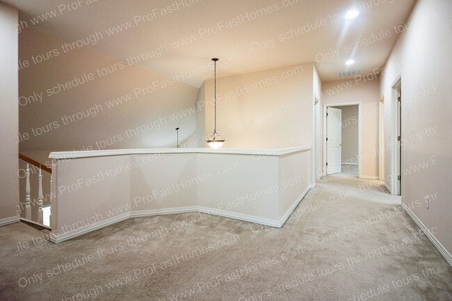 Building Photo - 16107 SE Bybee Ct