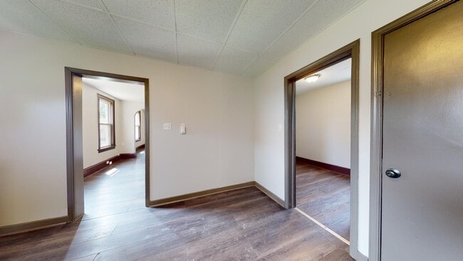 Building Photo - Cudell Area - 4 Bedroom Single Family Home