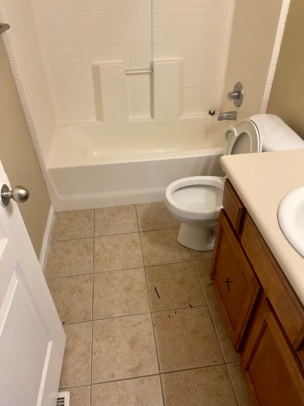 Building Photo - 5477 Geneva Way