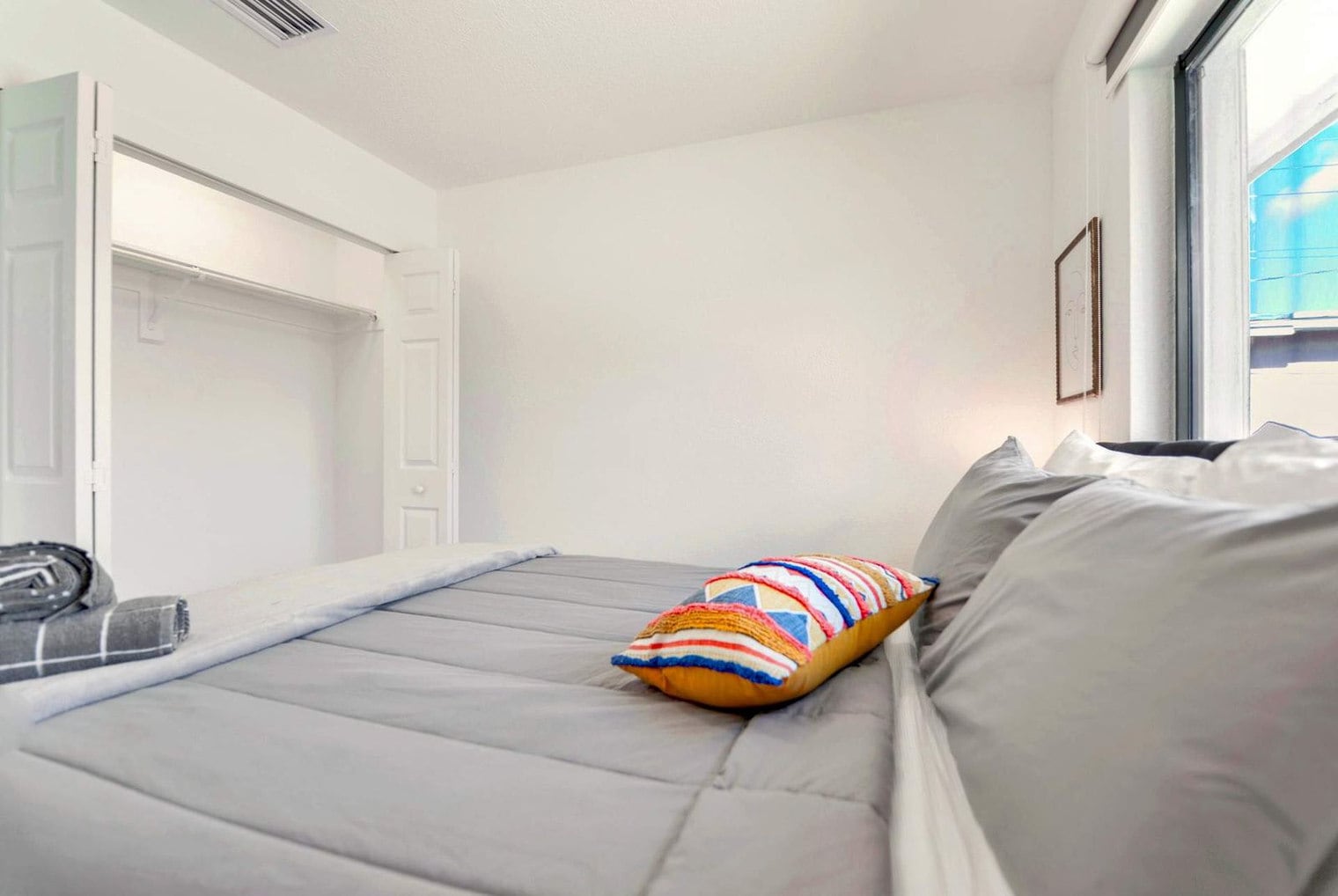 Building Photo - 2110 NW 66th St