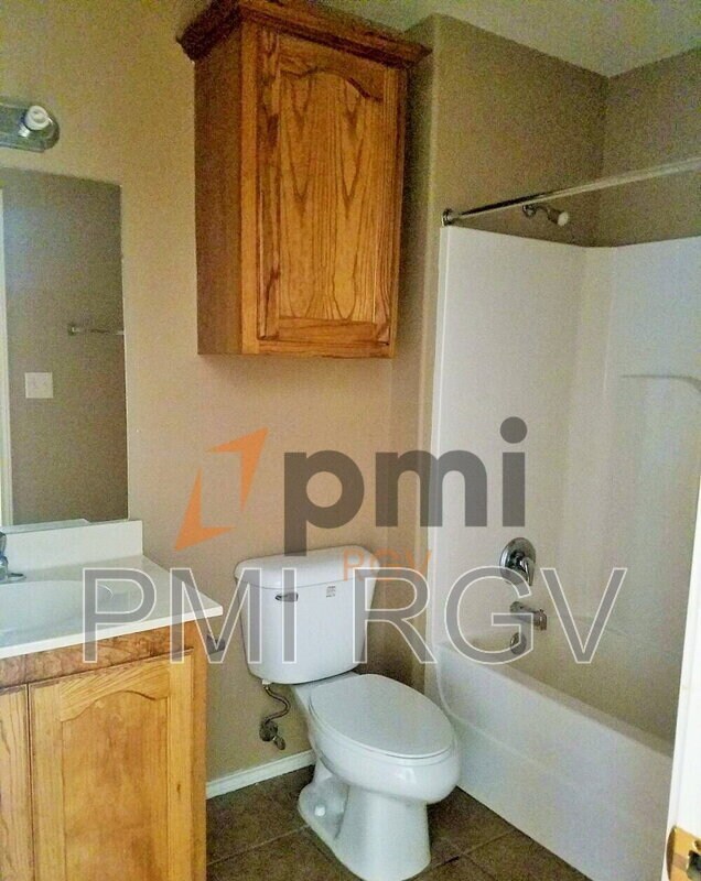 Building Photo - 1014 French Ave