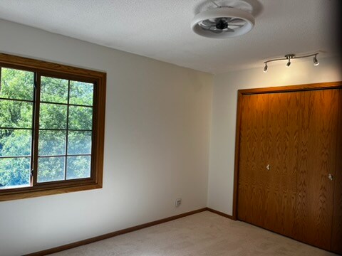 Building Photo - 236 Barry Ave S