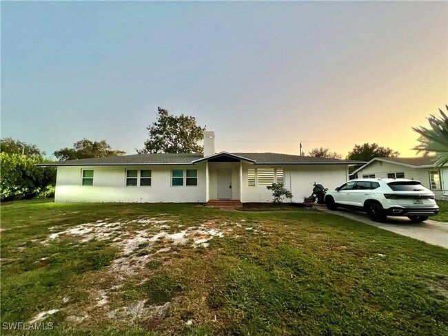 Primary Photo - 3586 Croton Rd