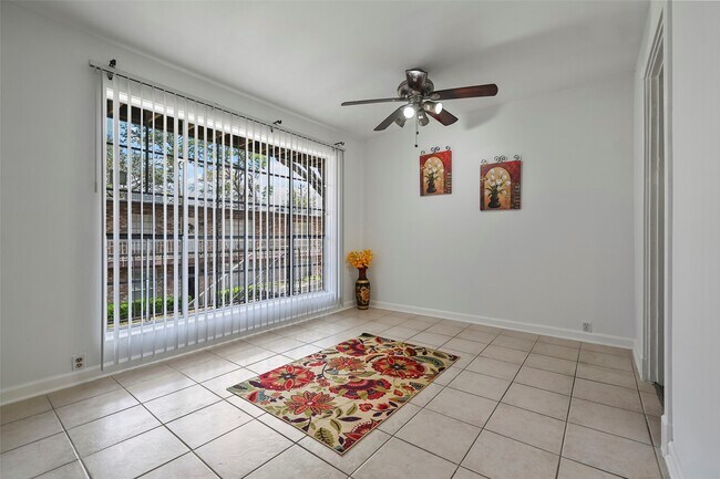 Building Photo - 7510 Shadyvilla Ln