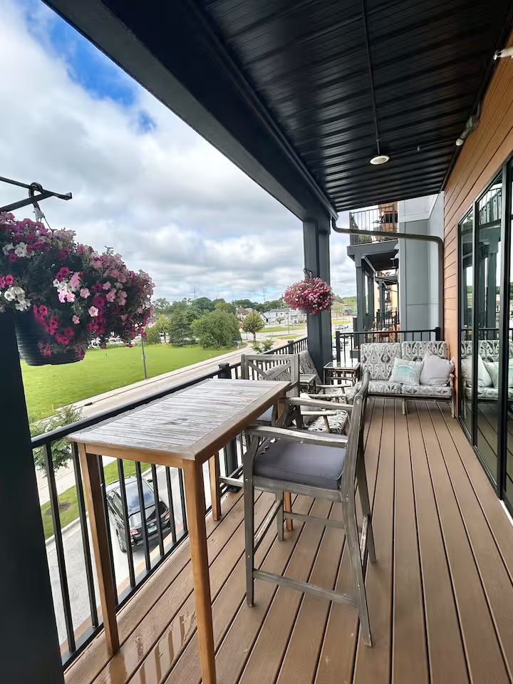 Building Photo - 750 S Pier Dr