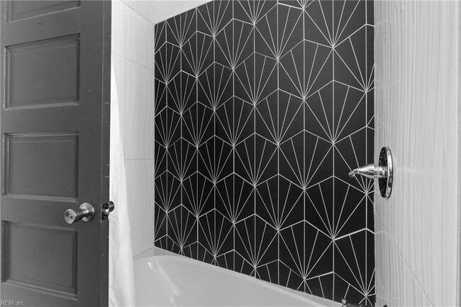 Building Photo - 430 Mt Vernon Ave