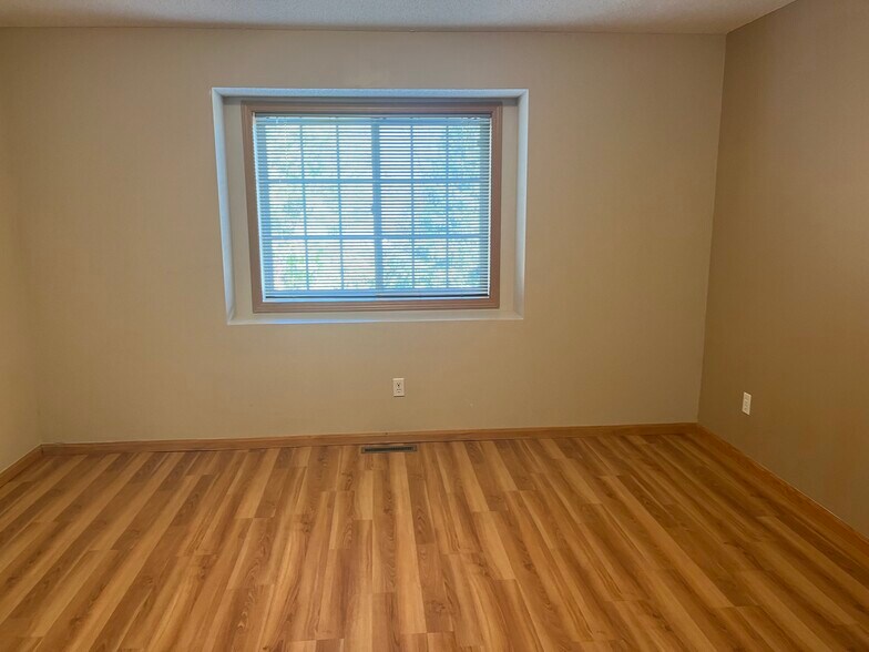 Master Bedroom - 7834 Harvest Ln