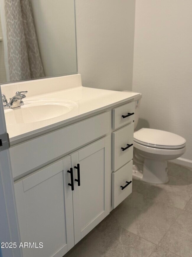 Building Photo - 15588 W Williams St