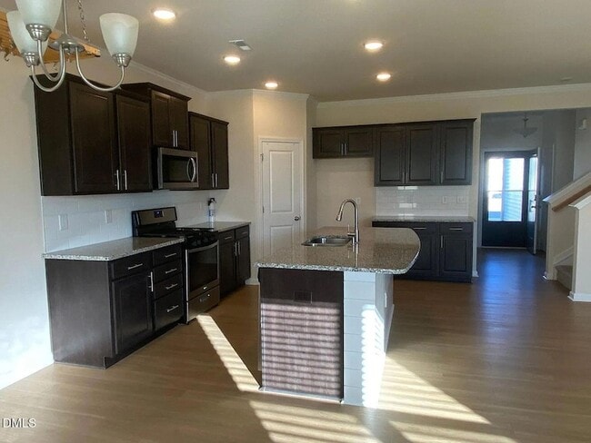 Building Photo - 2124 Fox Chapel Pl