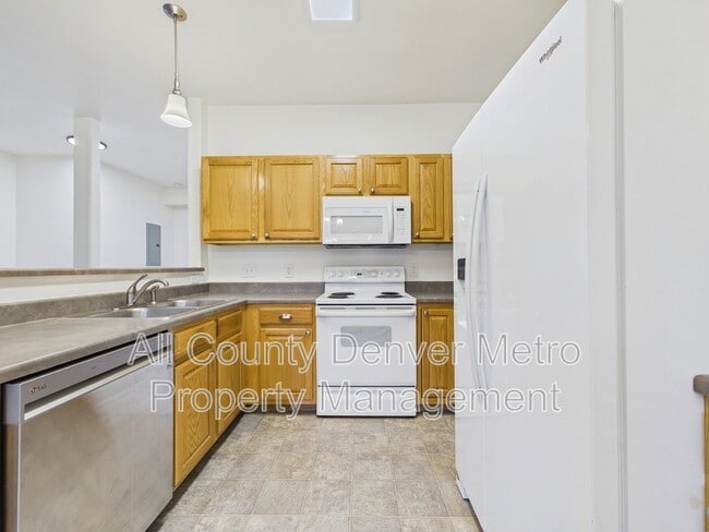 Building Photo - 11624 W 62nd Pl