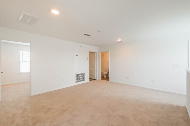 Building Photo - 23667 Cranberry Grader Ln