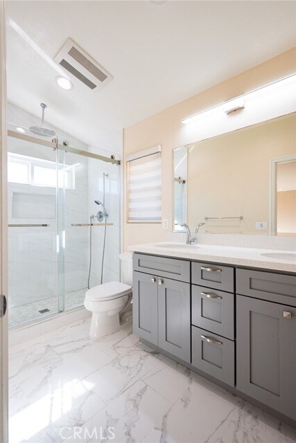 Building Photo - 19922 E Country Hollow Dr