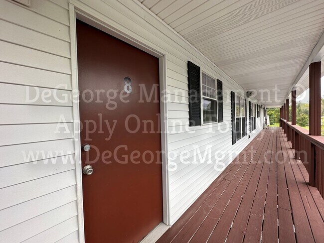Interior Photo - Big Tree Apartments