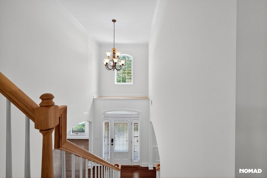 Building Photo - 5485 Sandstone Ct