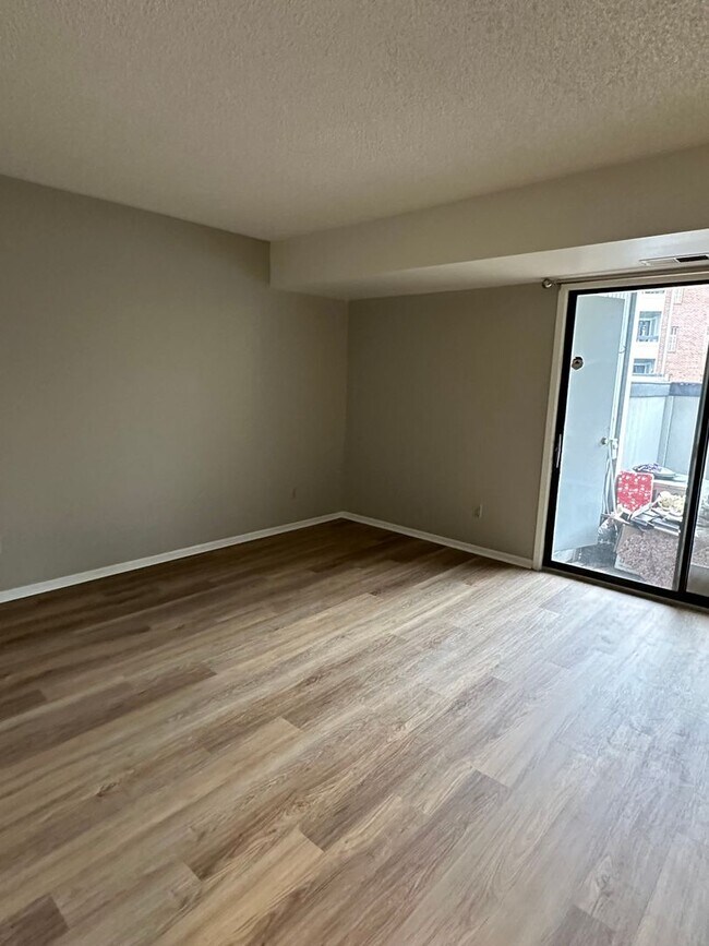 Building Photo - Spacious 1 bed/one bath in Aurora