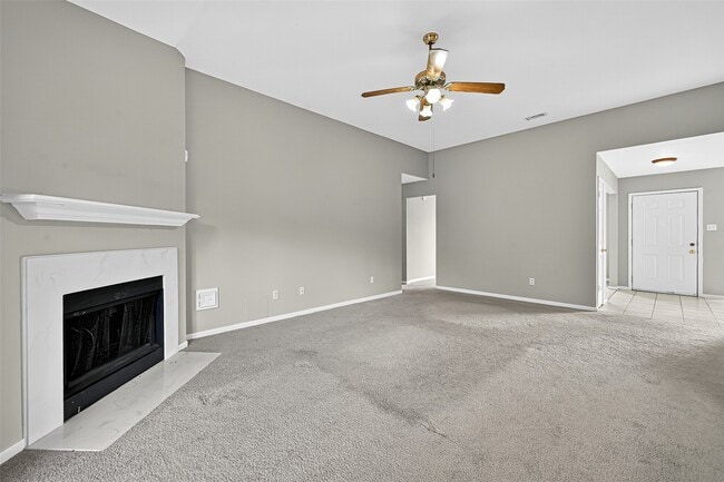 Building Photo - 8827 Boulder Springs Dr
