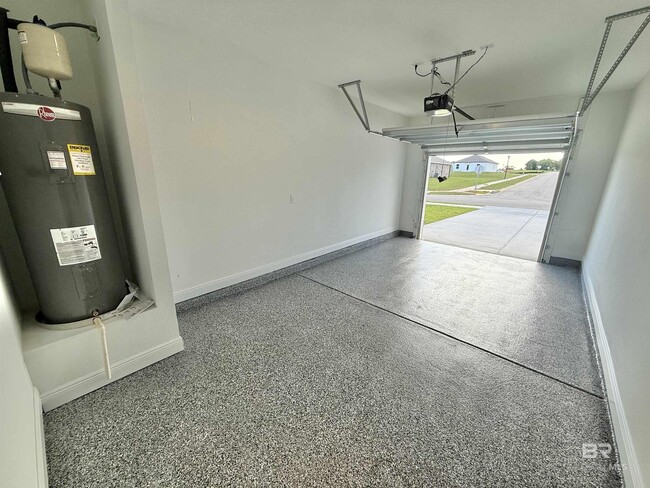 Building Photo - 13756 Shea Cir