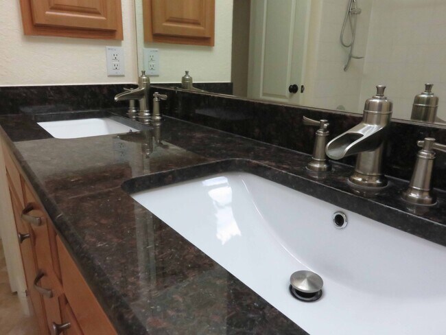 bathroom - 508 Sang Saloon Rd