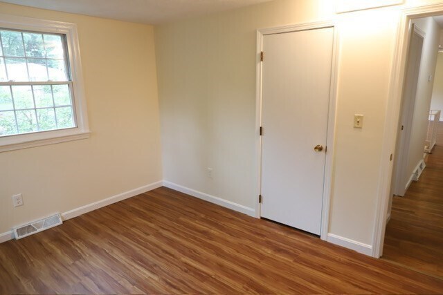Building Photo - 42 Wheatland St