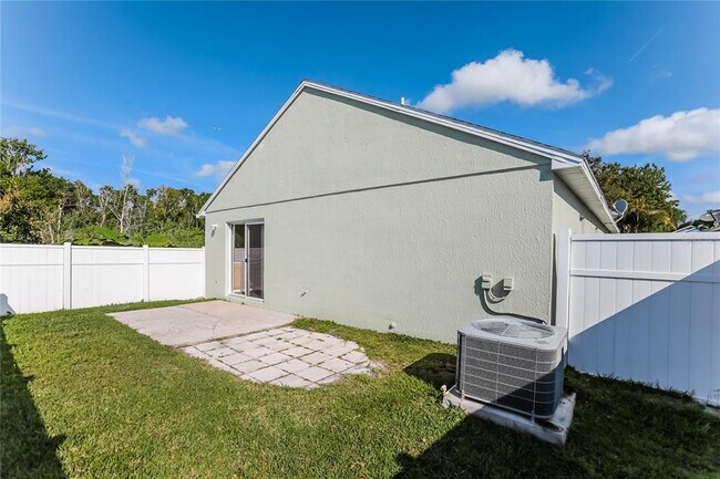 Building Photo - 8757 Claiborne Ct