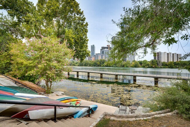 Building Photo - K505 - Riverwalk #155