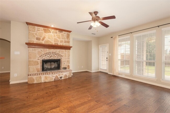 Building Photo - 2613 Patriot Dr