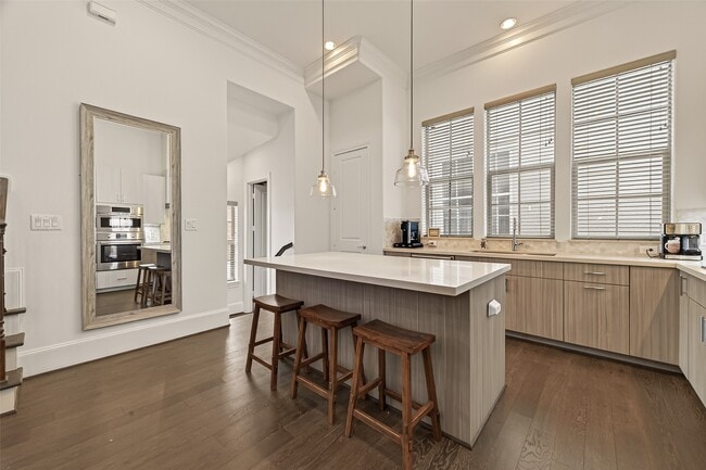 Building Photo - 2506 McKinney St