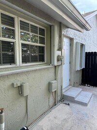 Building Photo - 9315 SW 172nd Terrace