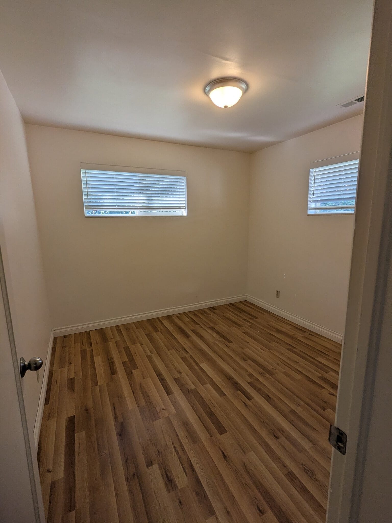 Building Photo - 4365-4367 Rose Garden Ln