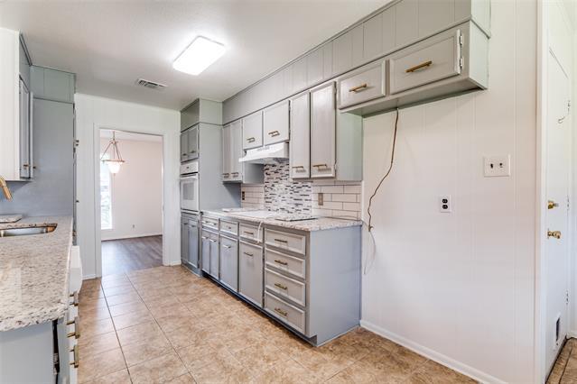 Building Photo - 2107 Briarwood Blvd